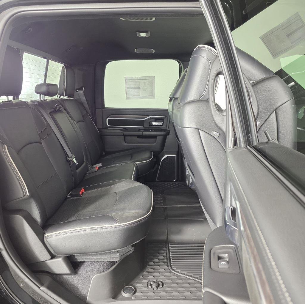 New 2025 Diamond Black Crystal Pearlcoat Ram Laramie image 18