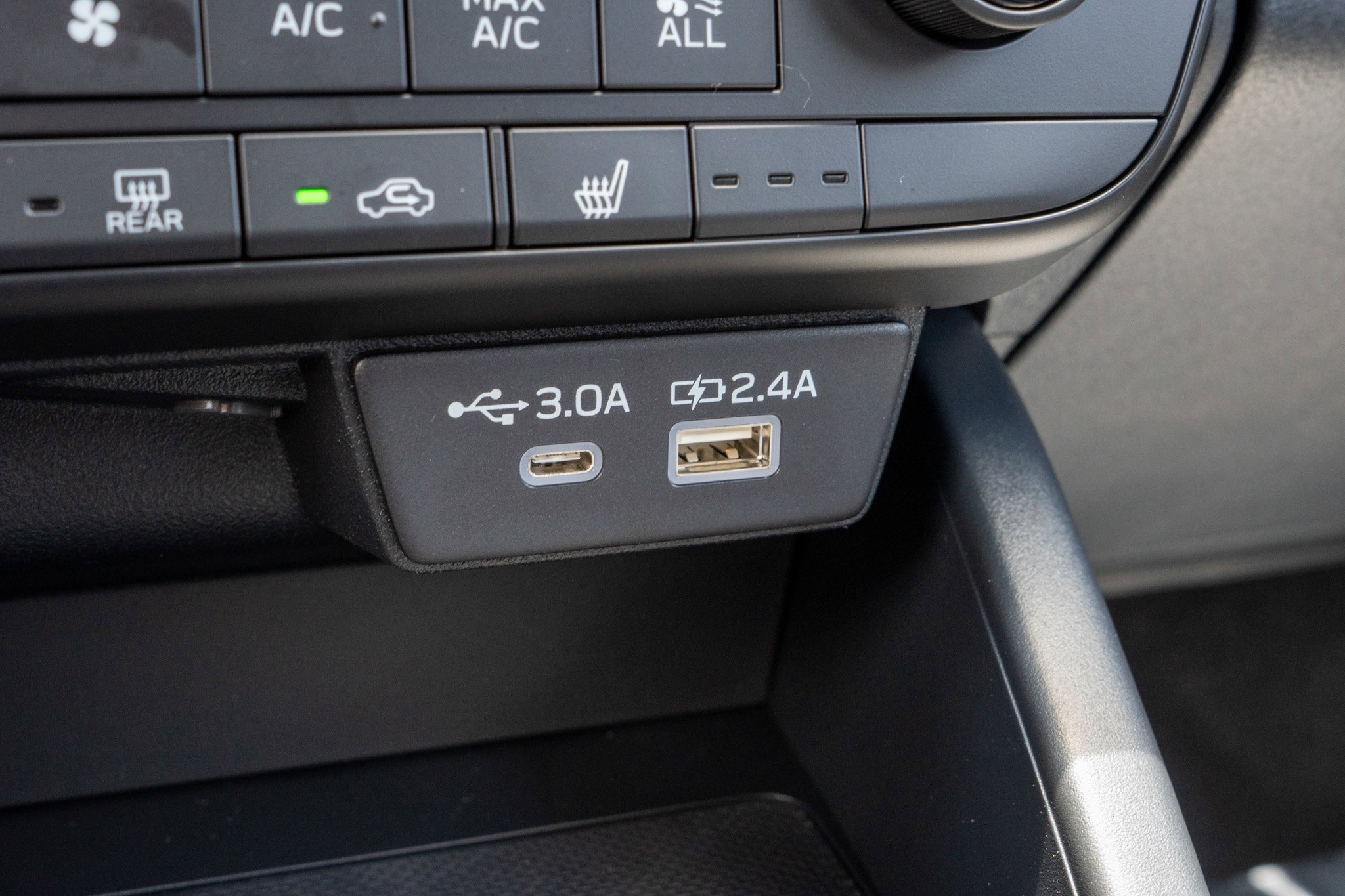 New 2026 CRYSTAL WHITE PEARL Subaru Premium image 22