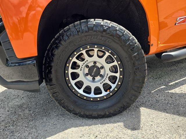 Used 2021 Orange Chevrolet Custom Trail Boss image 25