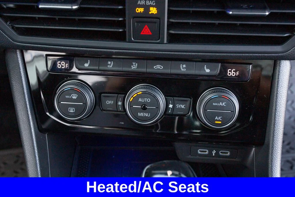 Used 2023 Blue Metallic Volkswagen 1.5T SEL image 7