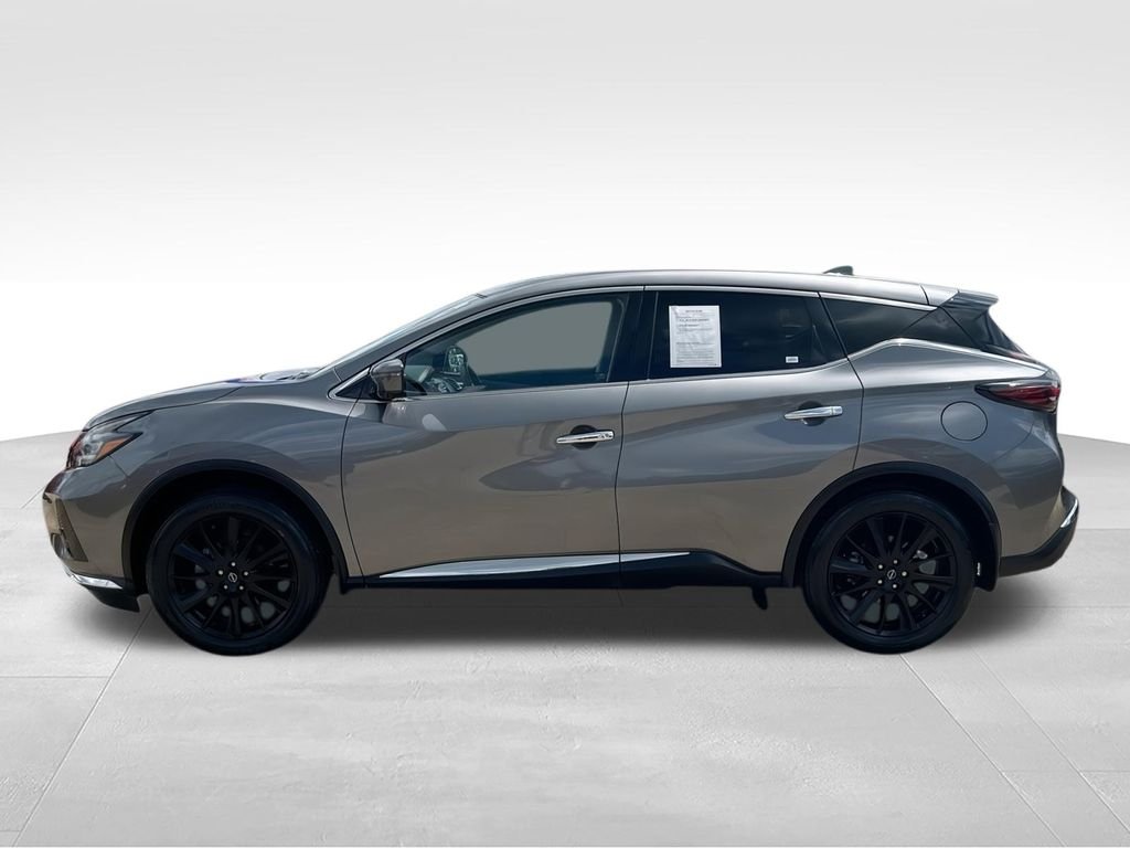 Used 2023 Gray Nissan SL image 5