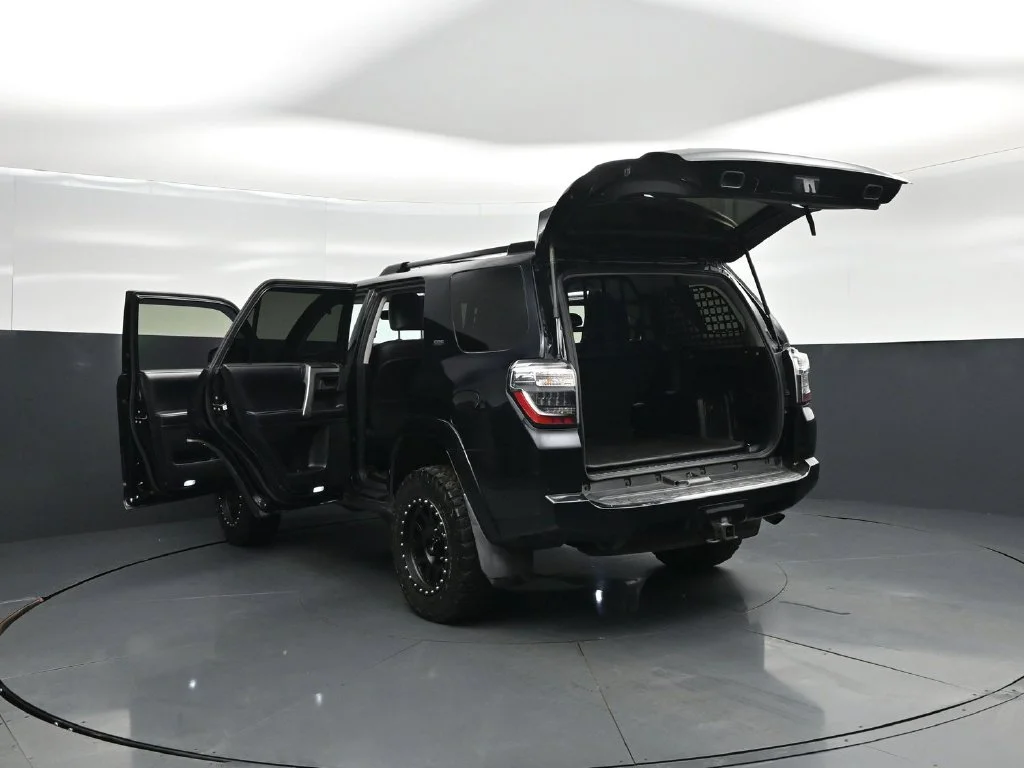 Used 2018 Black Toyota SR5 Premium image 33