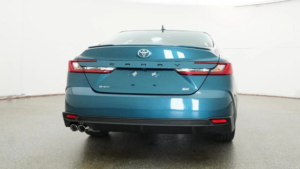 New 2026 Ocean Gem Toyota SE image 45