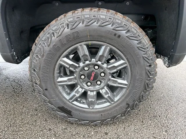 2026 GMC Sierra 1500 AT4X - Photo 26