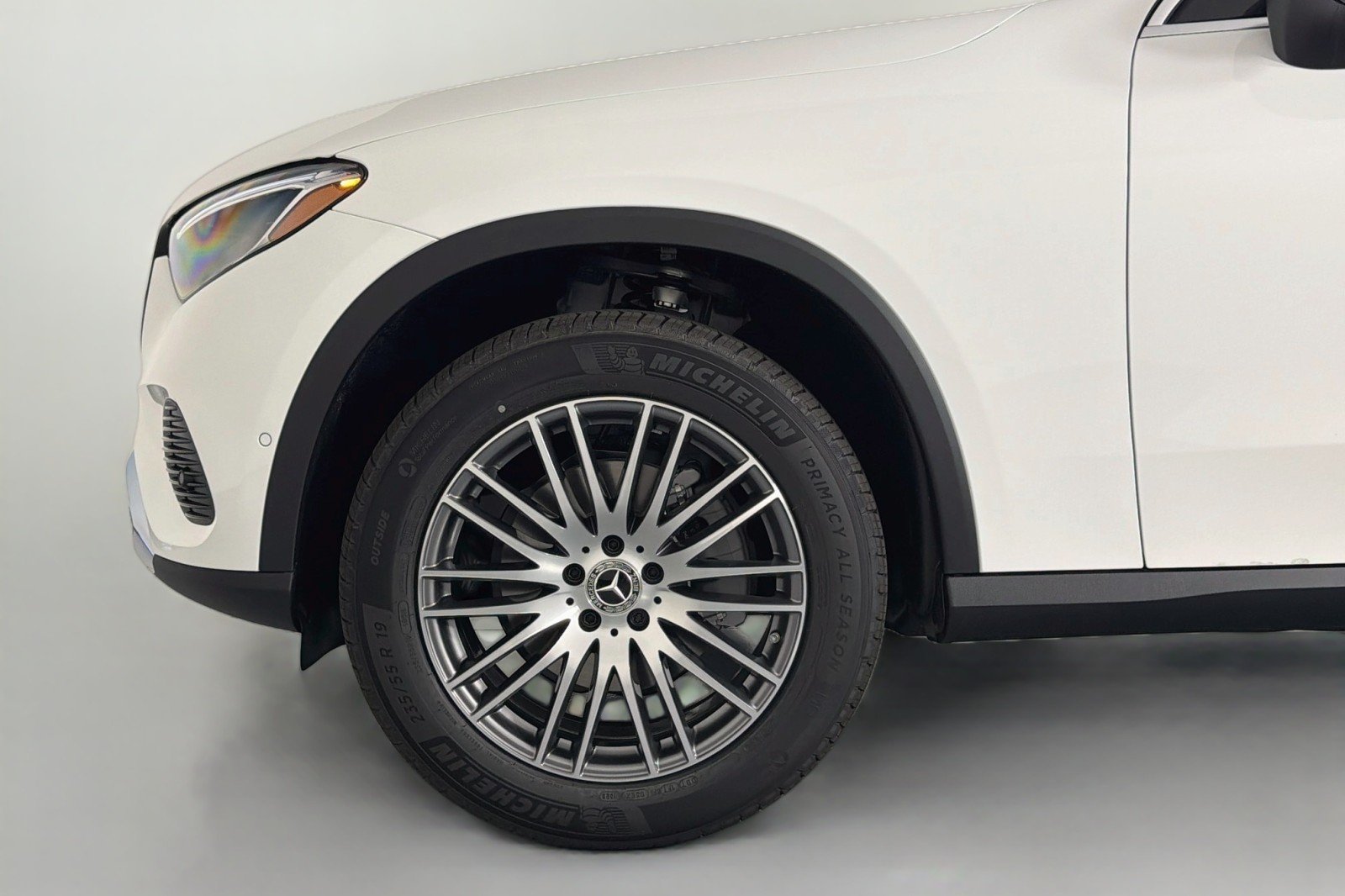 New 2026 Polar White Mercedes-Benz GLC 300 4MATIC® Coupe image 9