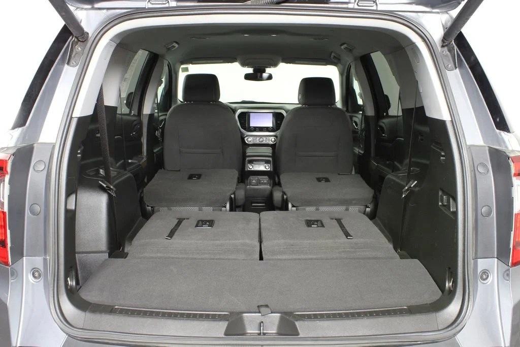 Used 2021 SATIN STEEL METALLIC GMC SLE image 9