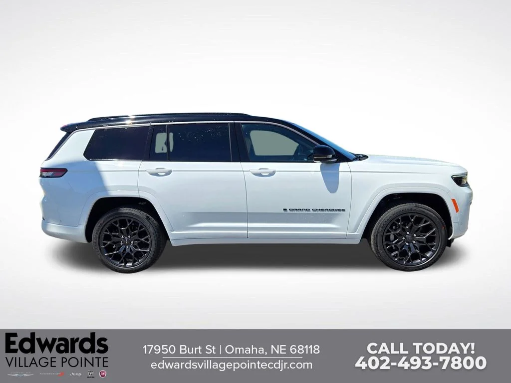 New 2026 Bright White Clear-Coat Exterior Paint Jeep Summit image 2