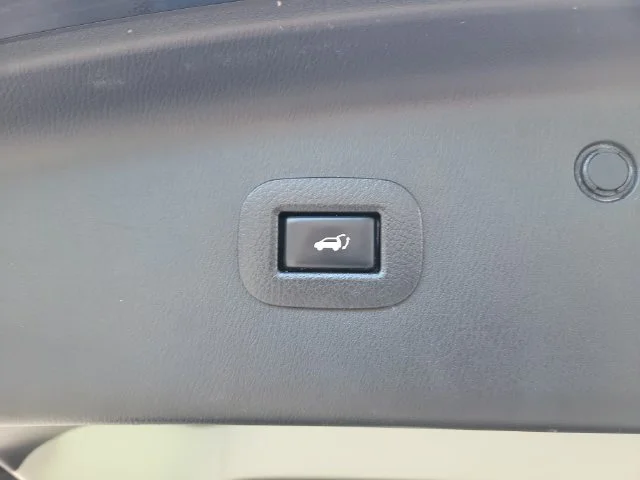 2020 Nissan Armada SL - Photo 18