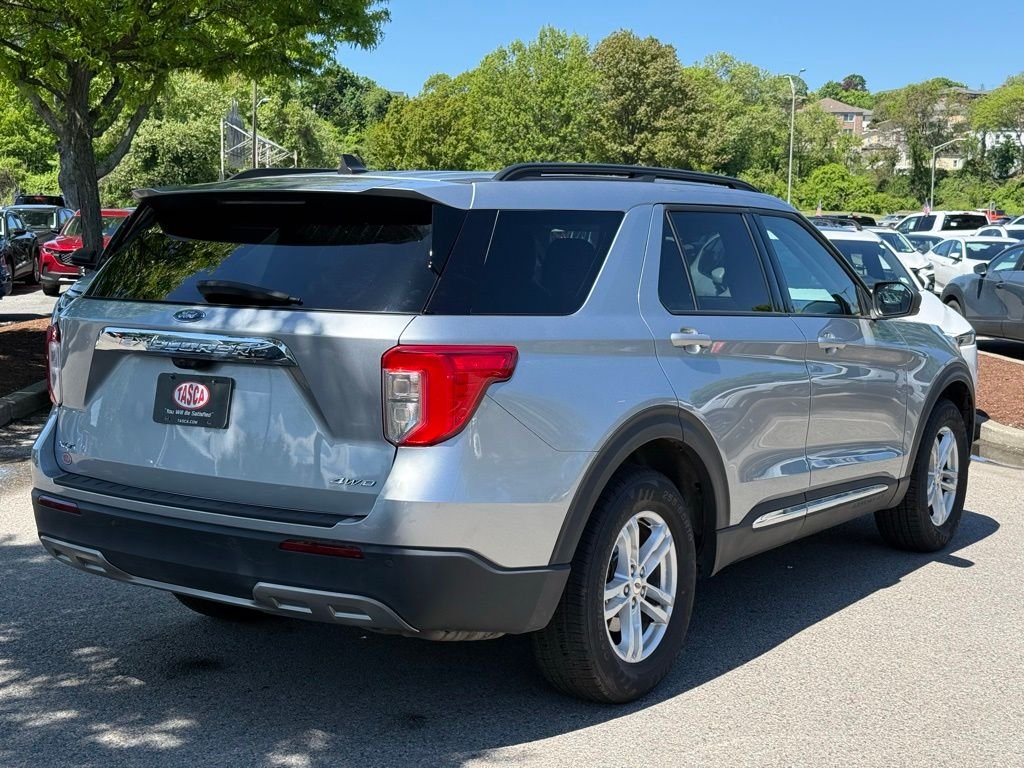 Used 2022 Silver Ford XLT image 6