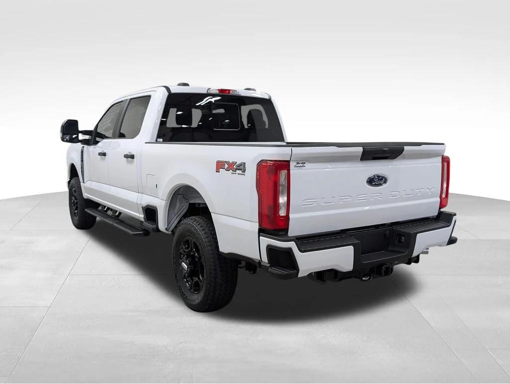 New 2026 Oxford White Ford F-250® XL image 28