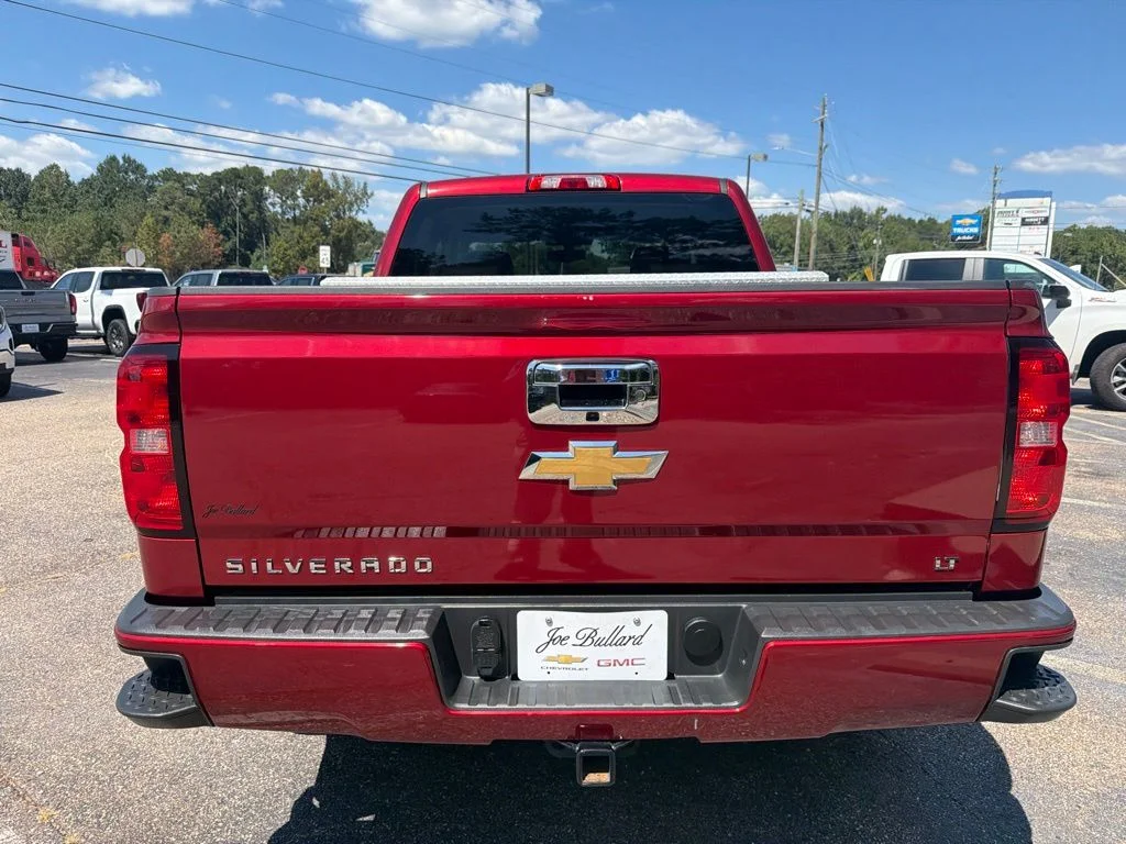 Used 2018 Red Tintcoat Chevrolet LT image 4