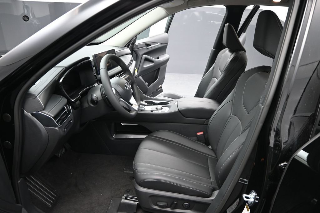 New 2027 BLACK OBSIDIAN INFINITI Pure AWD image 9