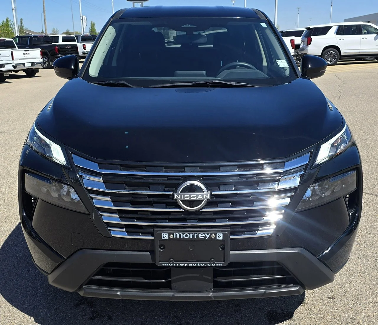 Used 2024 Black Nissan S AWD image 8