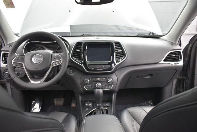 Used 2022 Gray Jeep Limited image 10