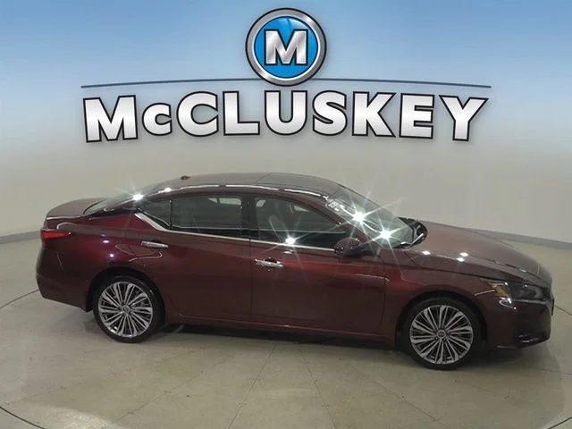 2023 Nissan Altima SL - Photo 12