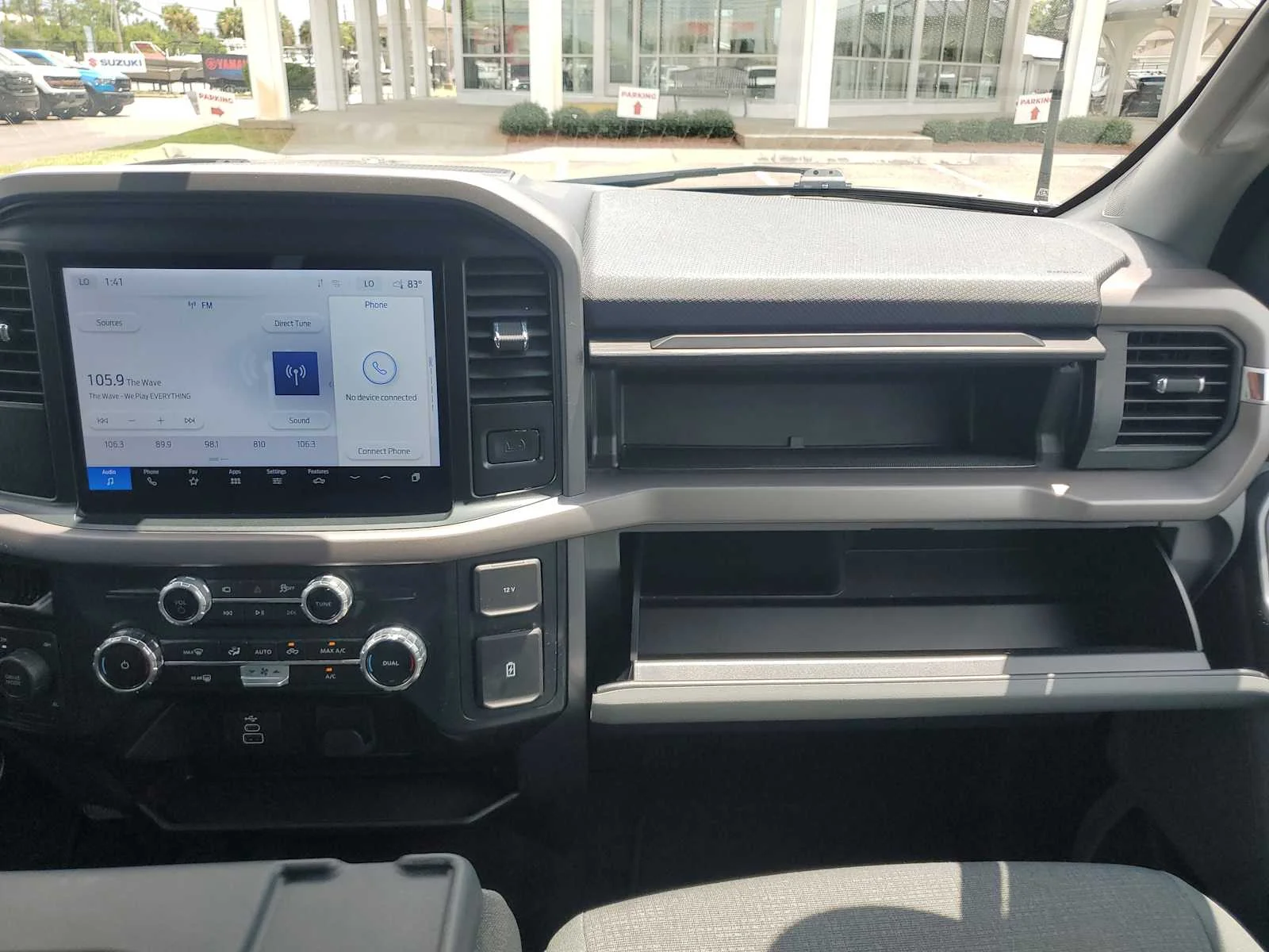 2025 Ford F-150 XLT - Photo 18