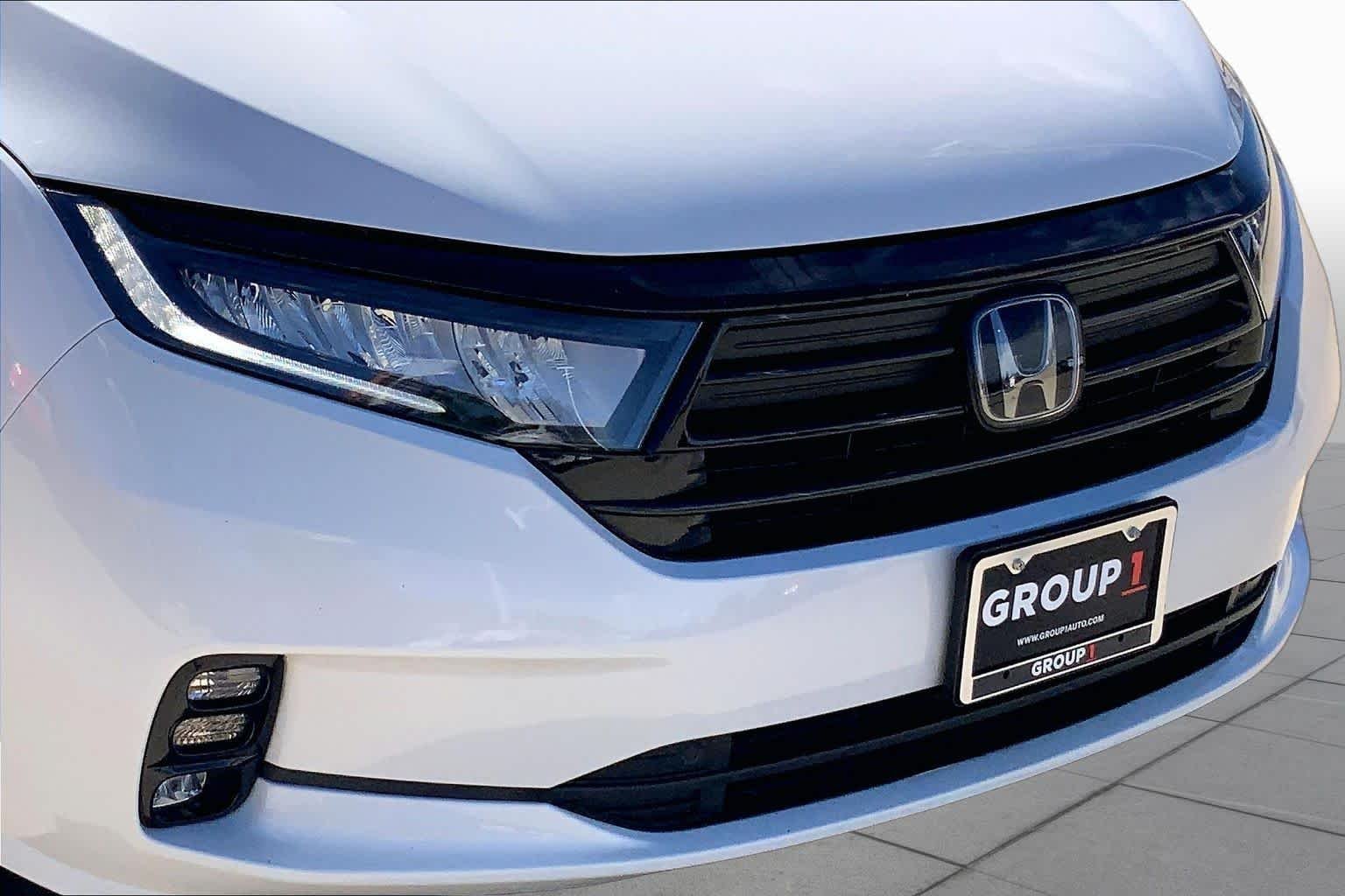 Used 2024 Platinum White Pearl Honda Sport image 30