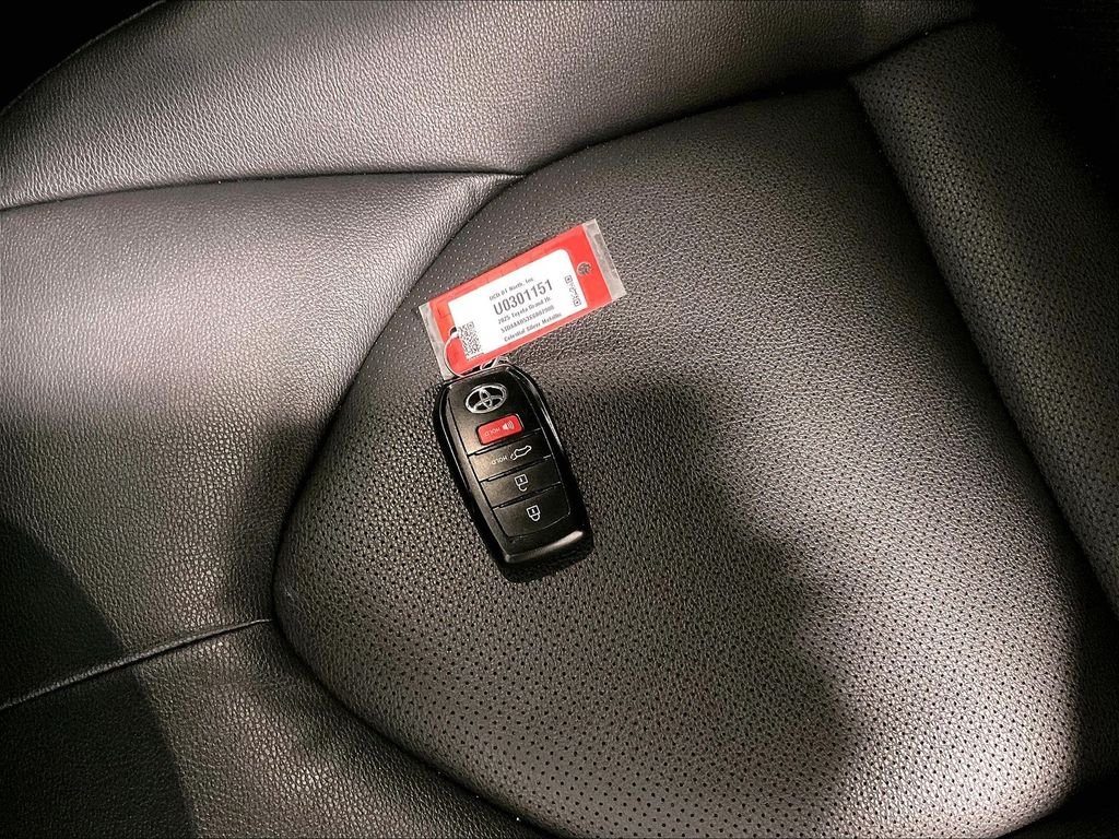 Certified Used 2025 Silver Toyota XLE image 31