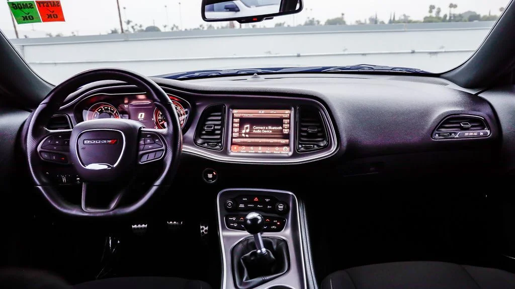 2022 Dodge Challenger R/T - Photo 15