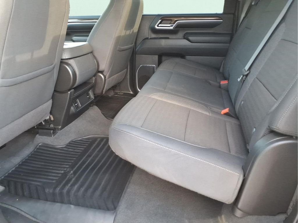 Used 2024 White Chevrolet LT image 16