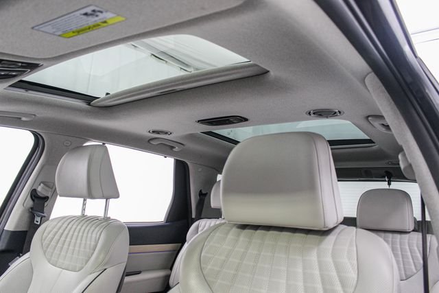 Used 2024 Black Hyundai Limited image 27