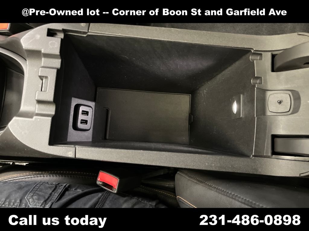 Used 2018 Gray Chevrolet Premier image 26