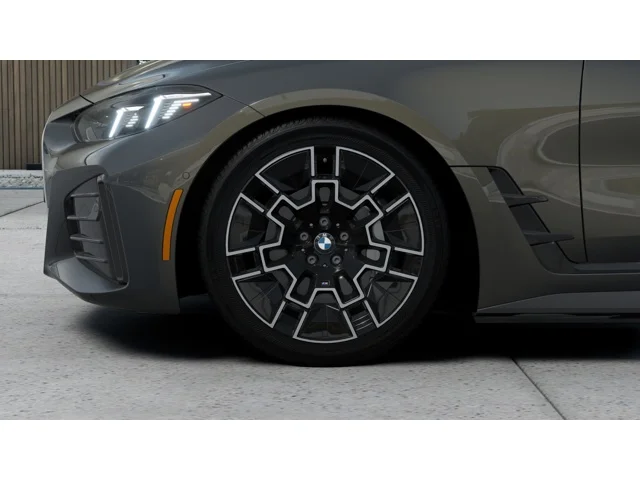 New 2026 Dravit Grey Metallic BMW xDrive40 image 7