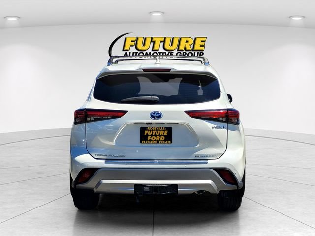 Used 2021 White Toyota Platinum image 5