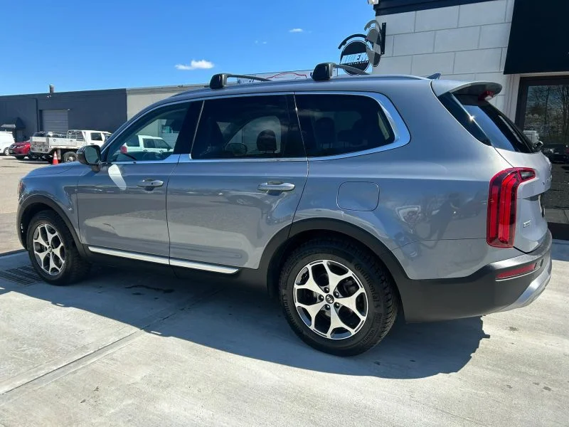 Used 2020 Blue Kia EX Sport Utility 4D image 7
