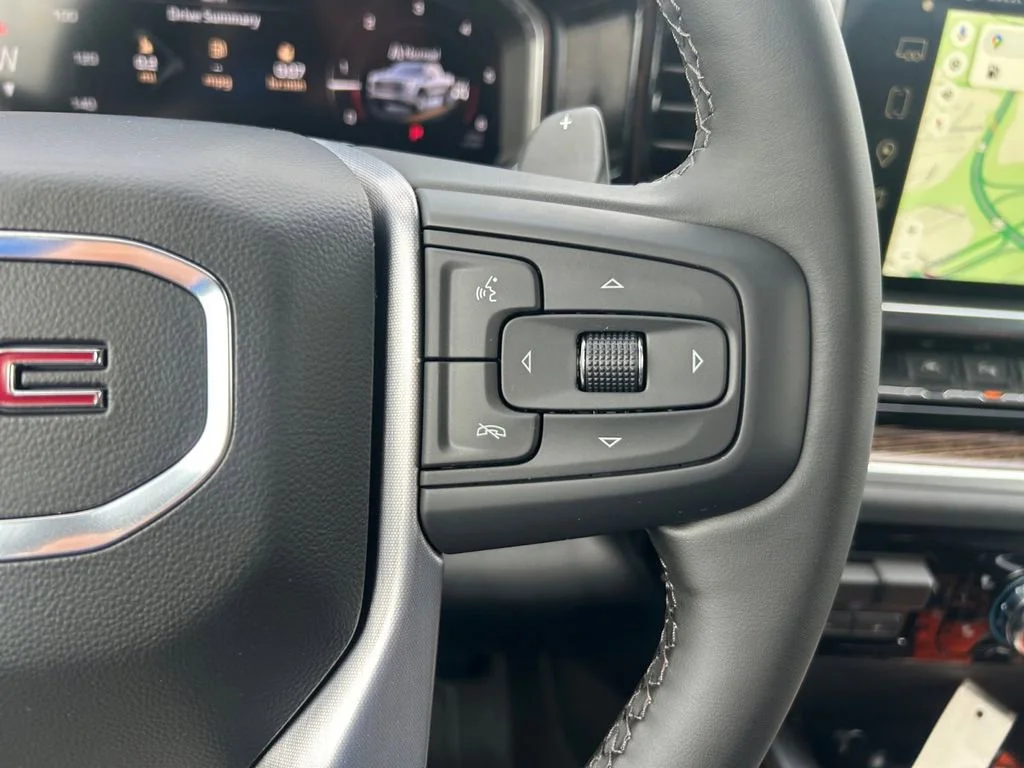New 2026 Onyx Black GMC Elevation image 31