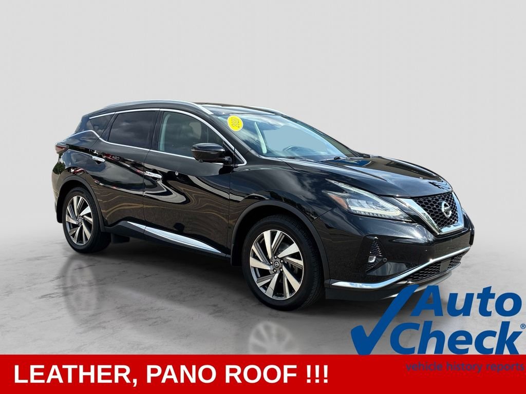 Used 2020 Black Nissan SL image 3