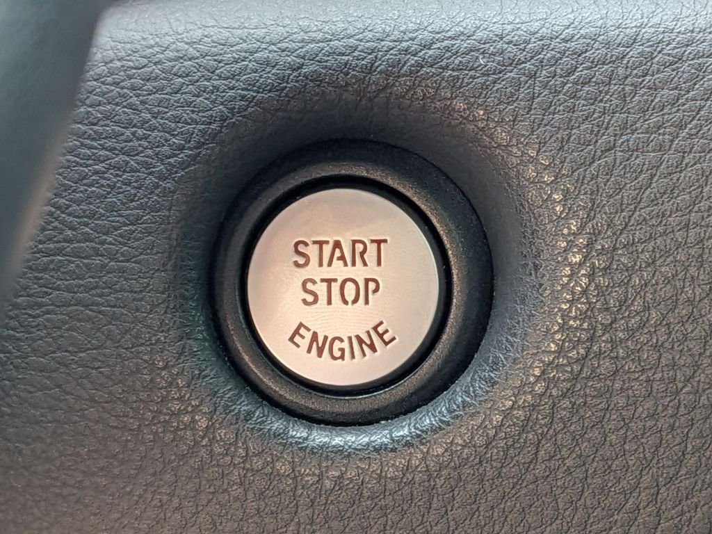 Used 2020 Red Toyota 3.0 image 18