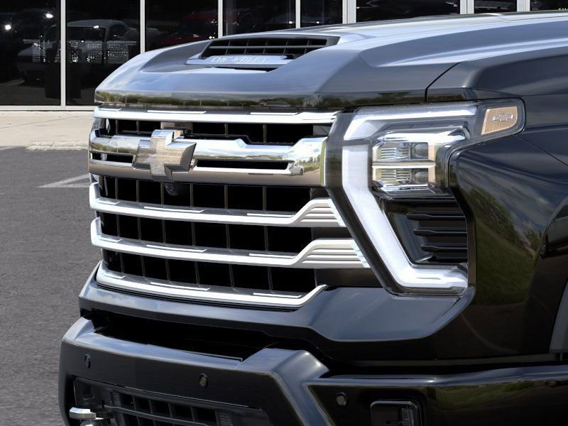 New 2026 Black Chevrolet High Country image 13