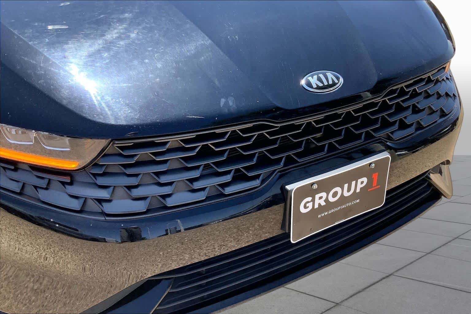 Used 2021 Ebony Black Kia EX image 37