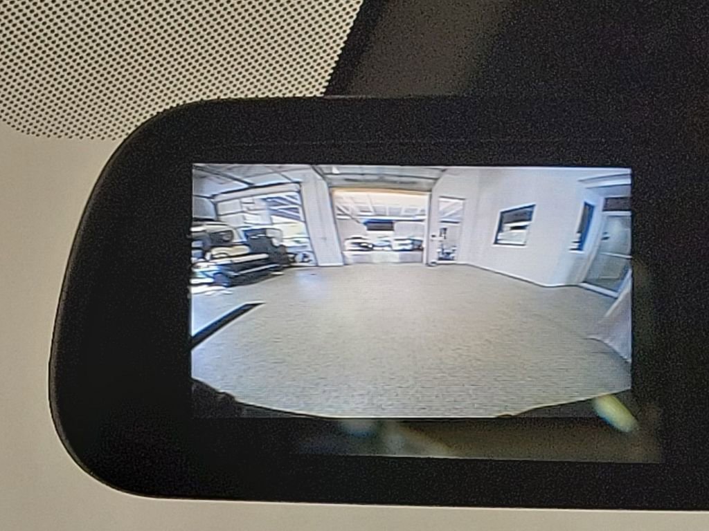 2025 GMC Savana Passenger LT - Photo 13