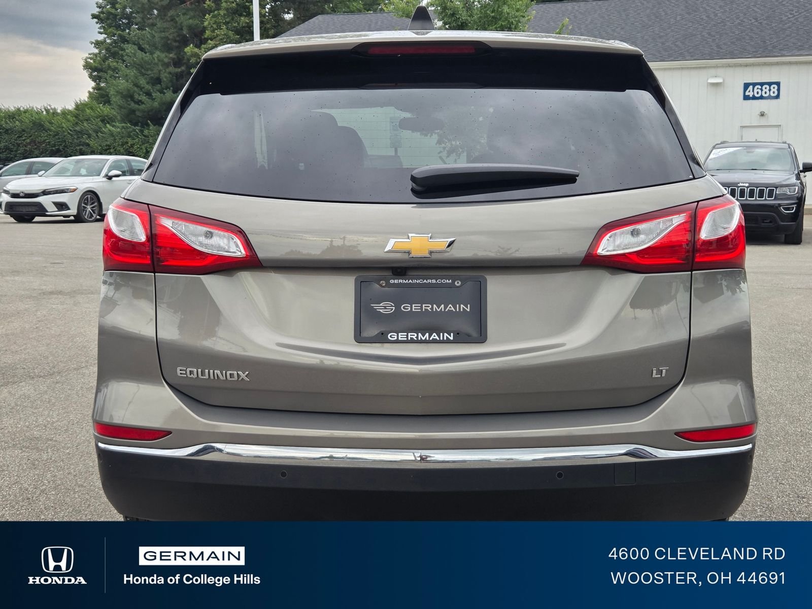 Used 2018 Pepperdust Metallic Chevrolet LT image 15
