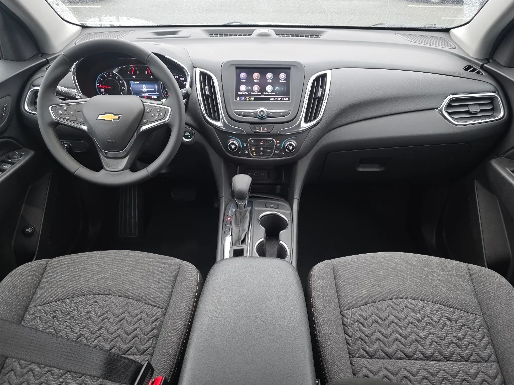 Used 2024 Summit White Chevrolet LT image 2