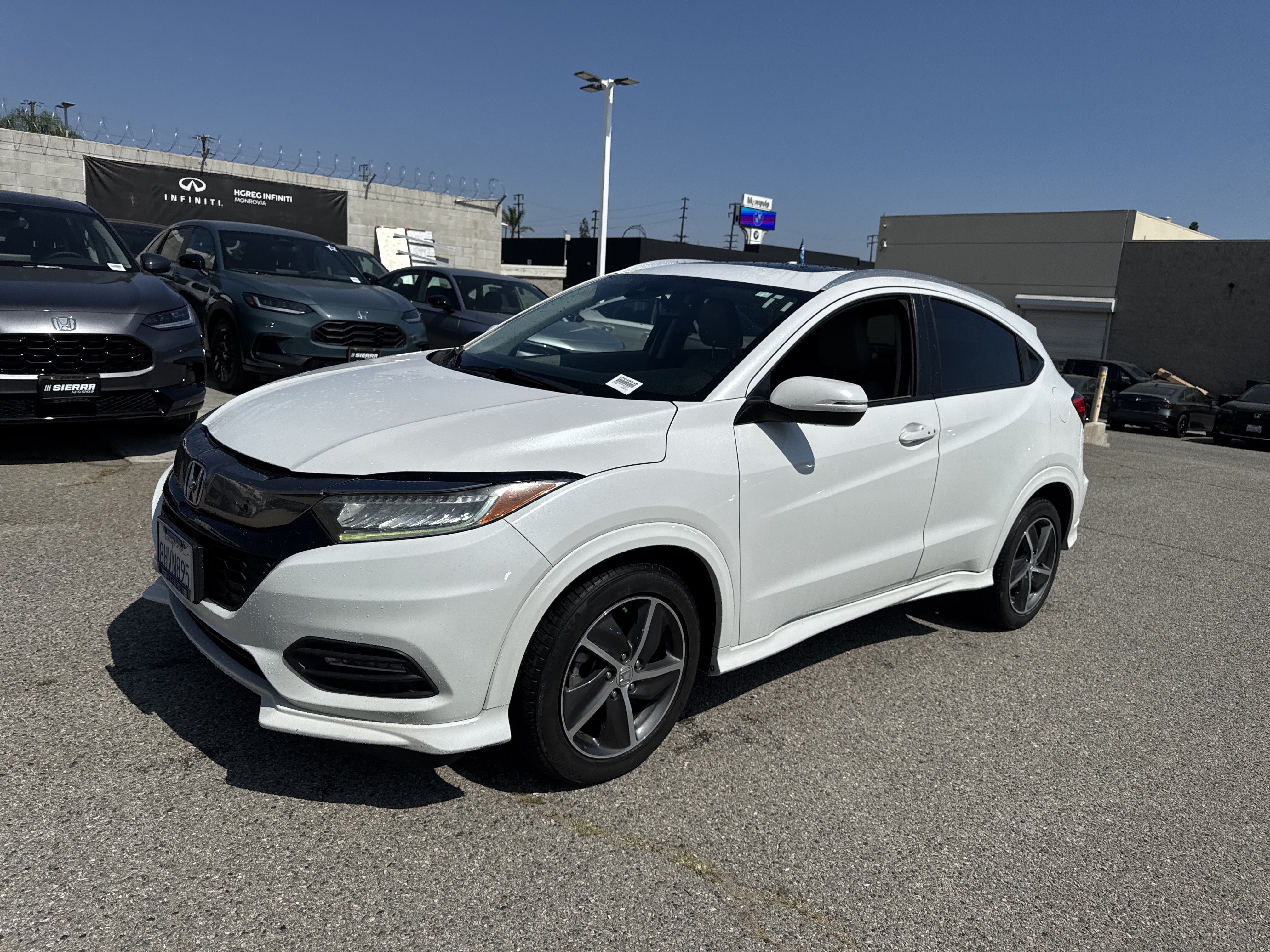 Used 2019 Platinum White Pearl Honda Touring image 8