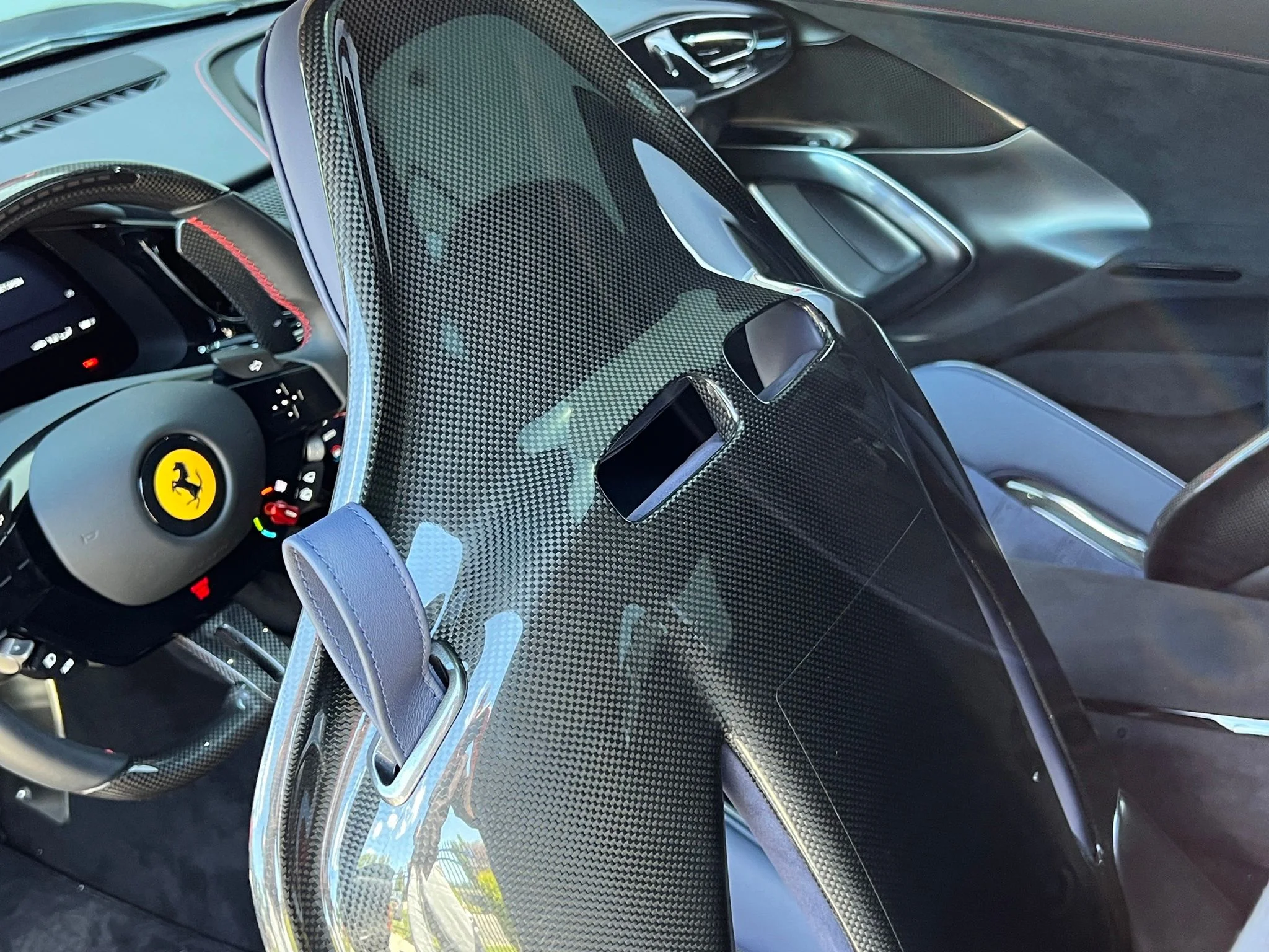 Used 2025  Ferrari Base image 30