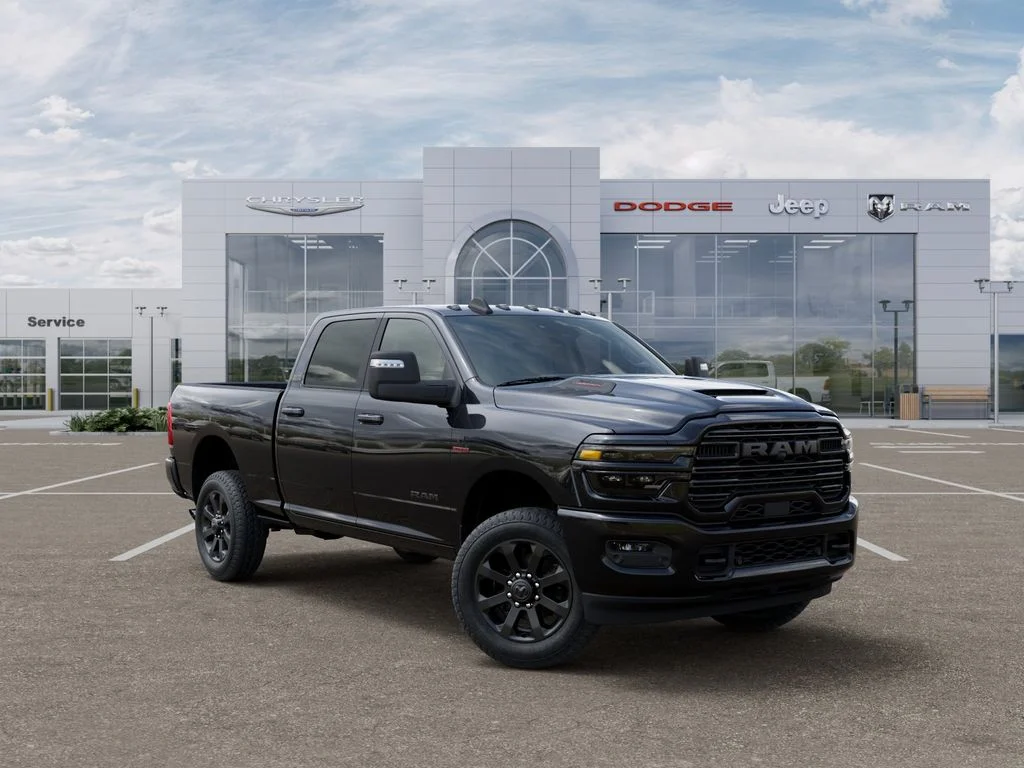 New 2026 Diamond Black Crystal Pearl-Coat Exterior Paint RAM Laramie image 5