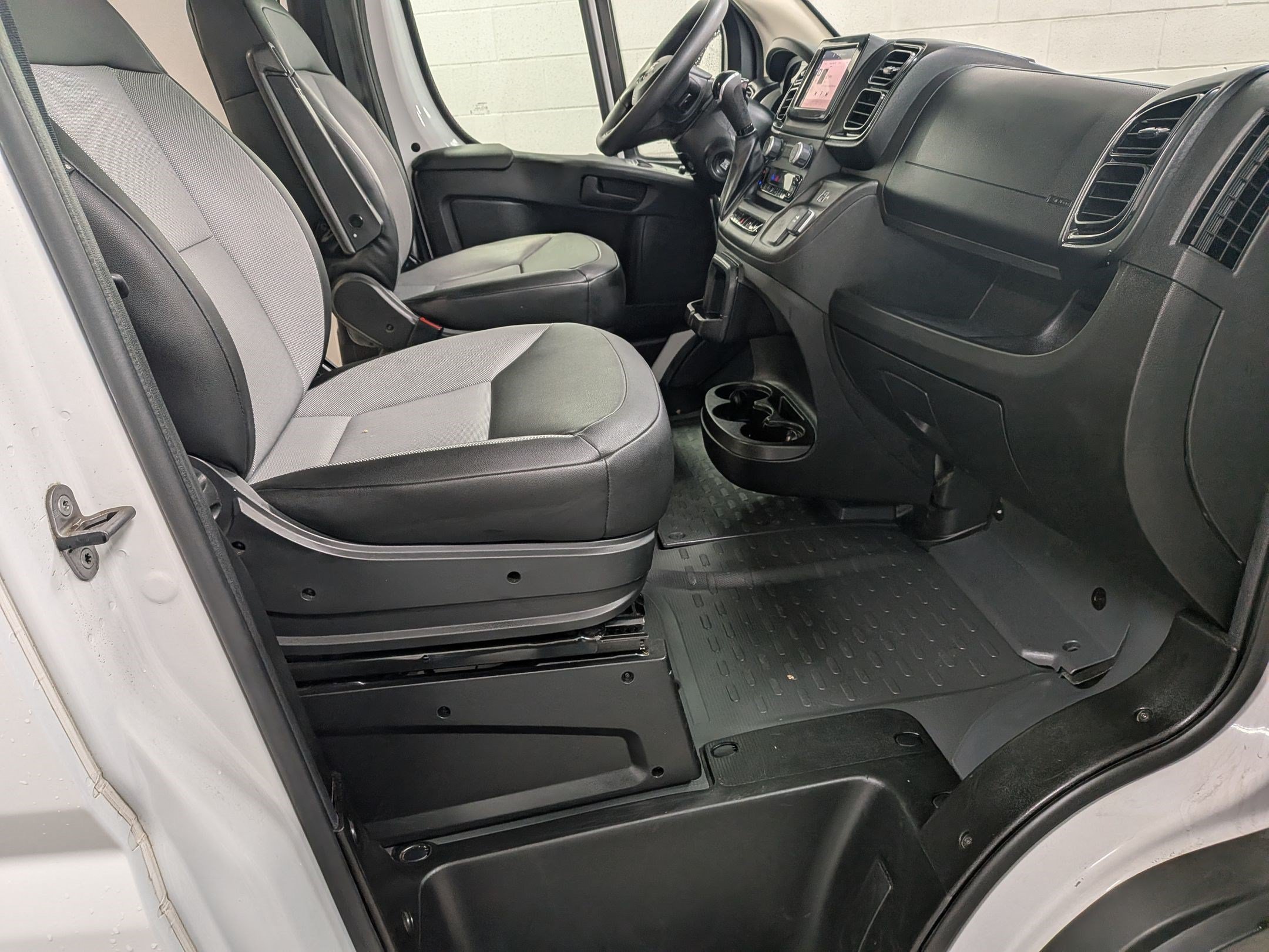 Used 2025 Bright White Clearcoat Ram Tradesman image 29