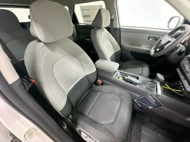 New 2027 Snow White Pearl Kia LX image 25