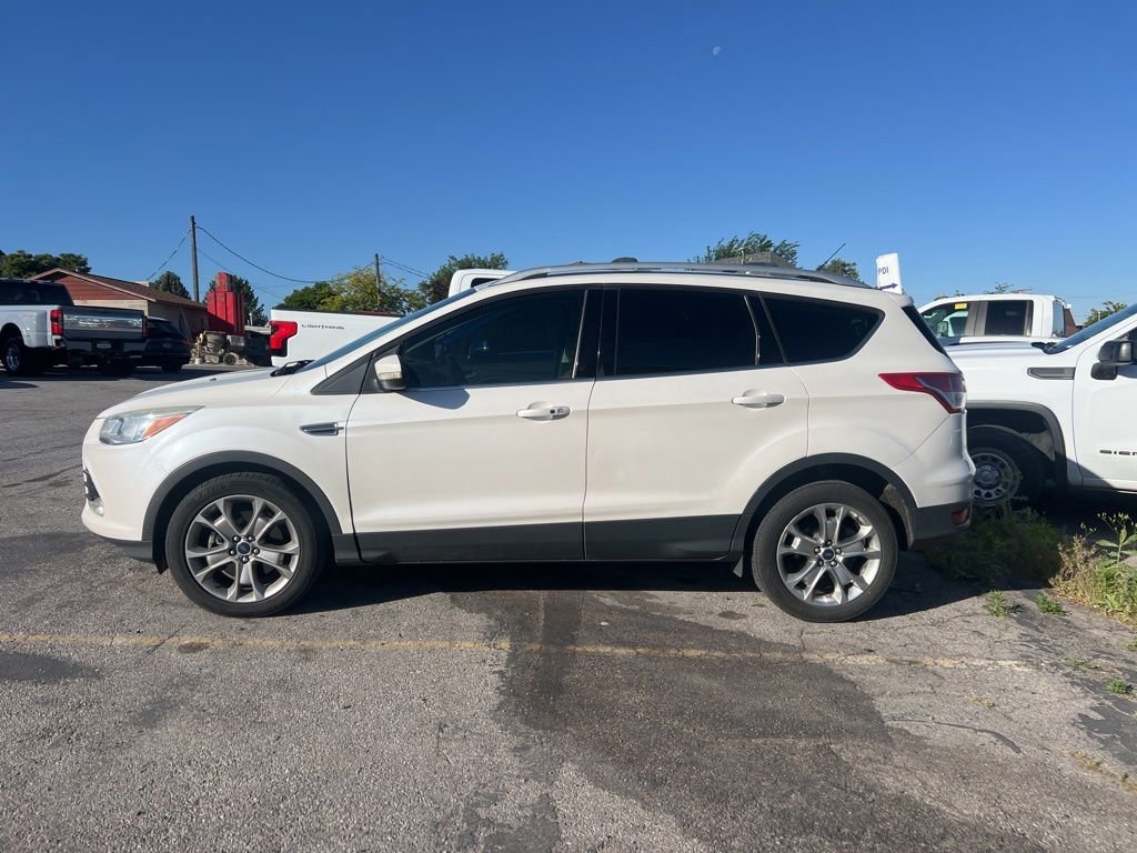 Used 2014  Ford Titanium image 3