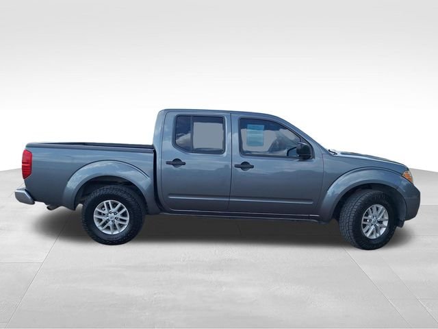 Used 2016 Gray Nissan SV image 8