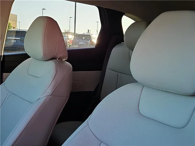 New 2026 Ultimate Red Hyundai SEL Premium image 9