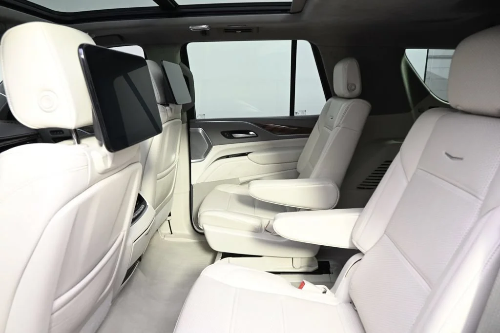 Used 2022 Galactic Gray Metallic Cadillac Sport Platinum image 21