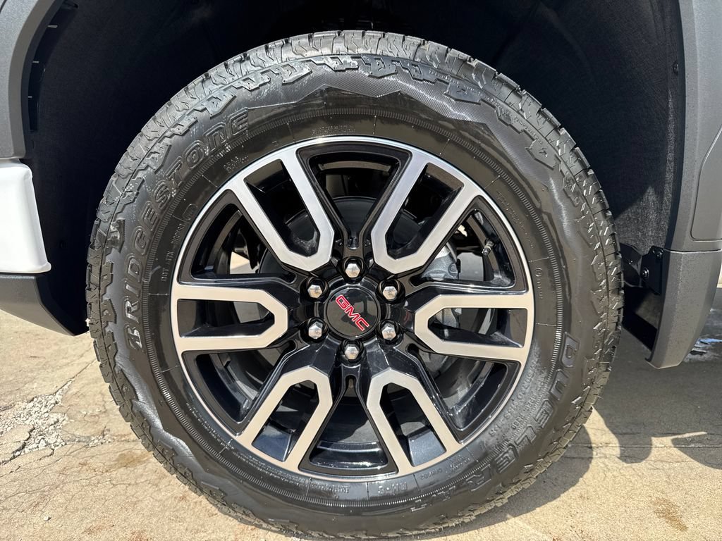 2026 GMC Sierra 1500 AT4 - Photo 17