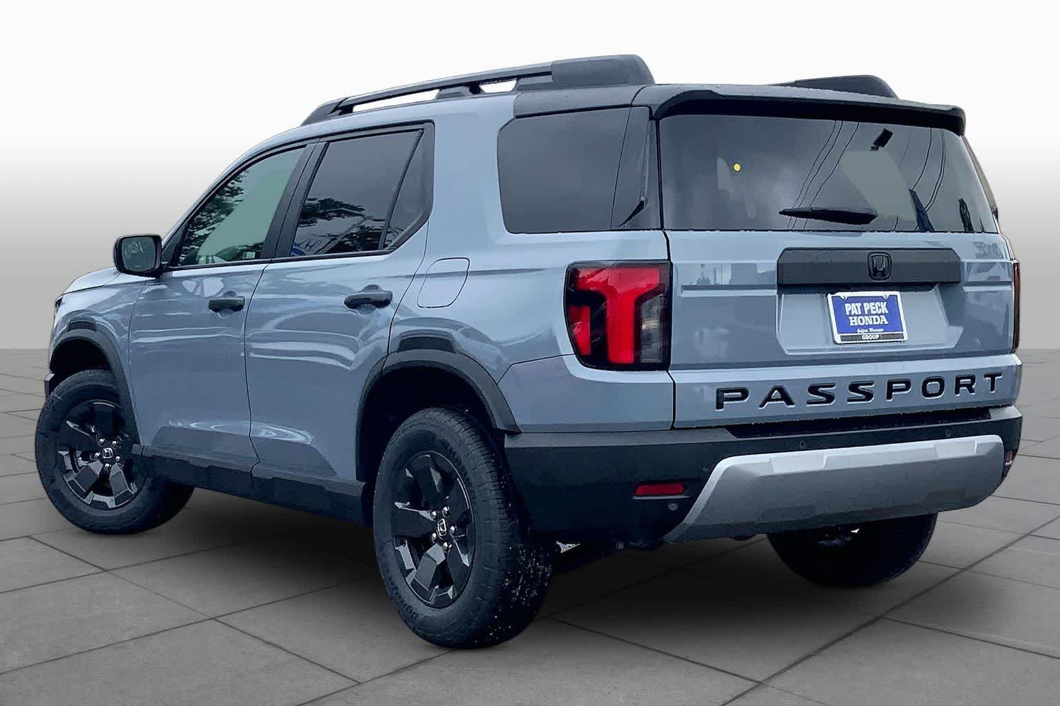New 2026 Sonic Gray Pearl Honda RTL image 12
