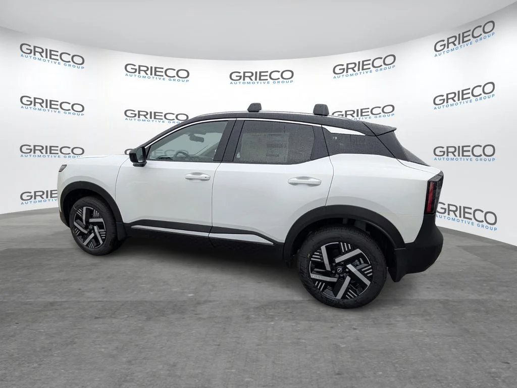 New 2026 Aspen White TriCoat / Super Black Two-tone Nissan SV image 5