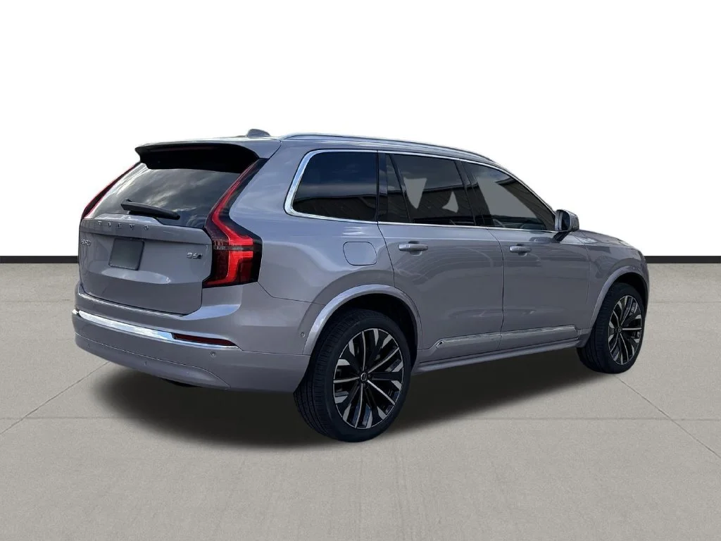 New 2026 Aurora Silver Volvo Plus image 5